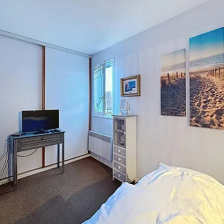 Duplex Accueillant 4 Pers, A 100m De La Avec Balcon, Acces Direct, Wifi - Merville-franceville - Fr-1-465-105 * Merville-Franceville-Plage