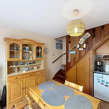 Duplex Accueillant 4 Pers, A 100m De La Avec Balcon, Acces Direct, Wifi - Merville-franceville - Fr-1-465-105 *